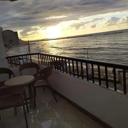 شقةعلى البحرمباشرةسيدي بشرالمربع الذهبي Alexandria Exterior photo